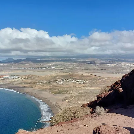 De Un En Mareverde شقة